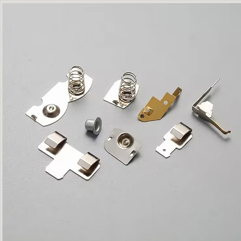 Piezas de estampado de metal personalizadas de fabricación de chapa de acero inoxidable de fábrica de metralla de contacto de batería
